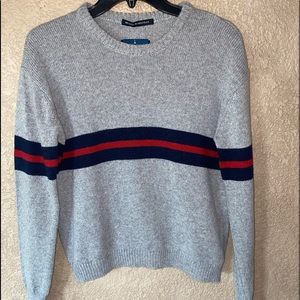 BRANDY MELVILLE NEW SWEATER